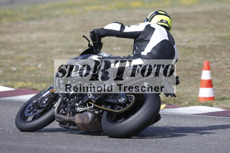 /37 09.08.2026  Pluess Motosport ADR/Freies Fahren/444